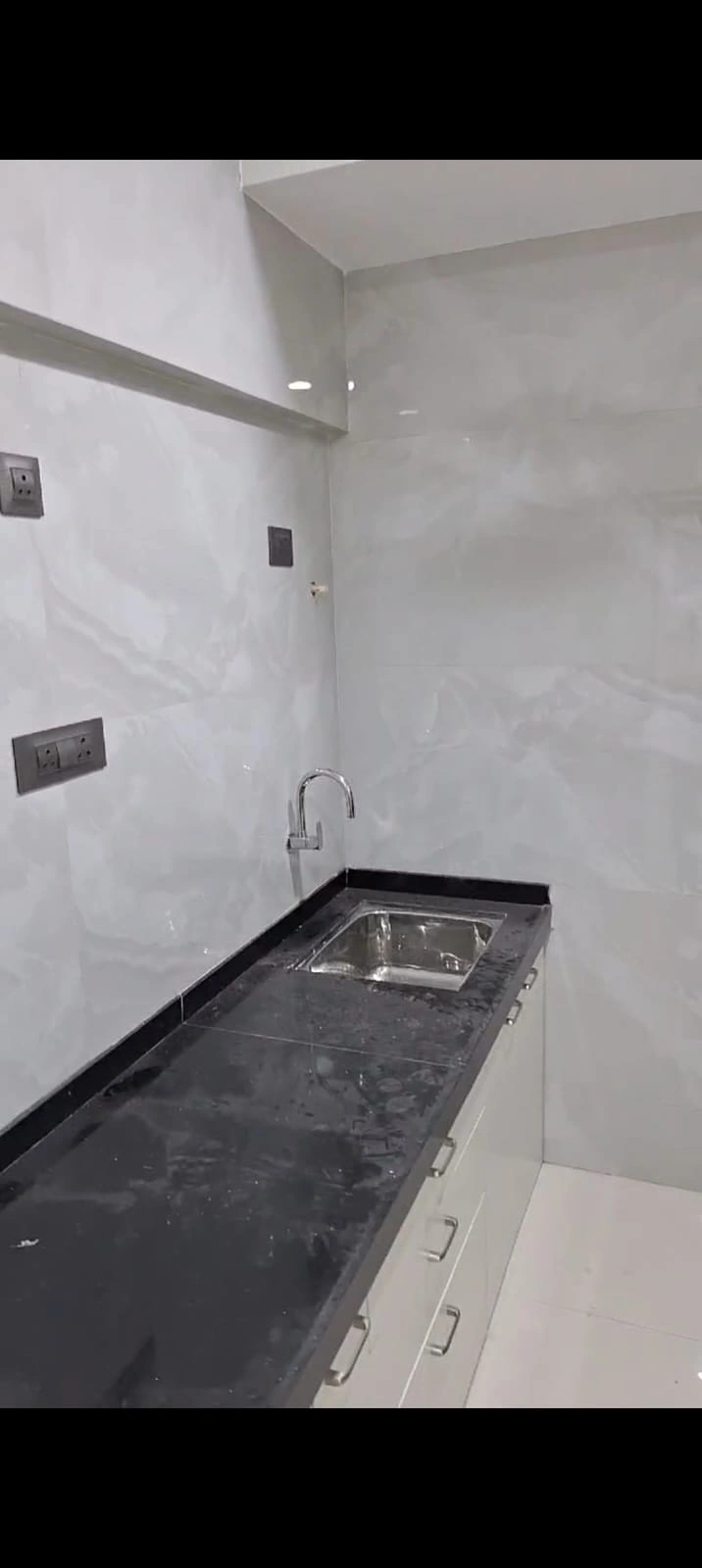 1 BHK Flat for Sale in Vaishno Heights, Malad East
